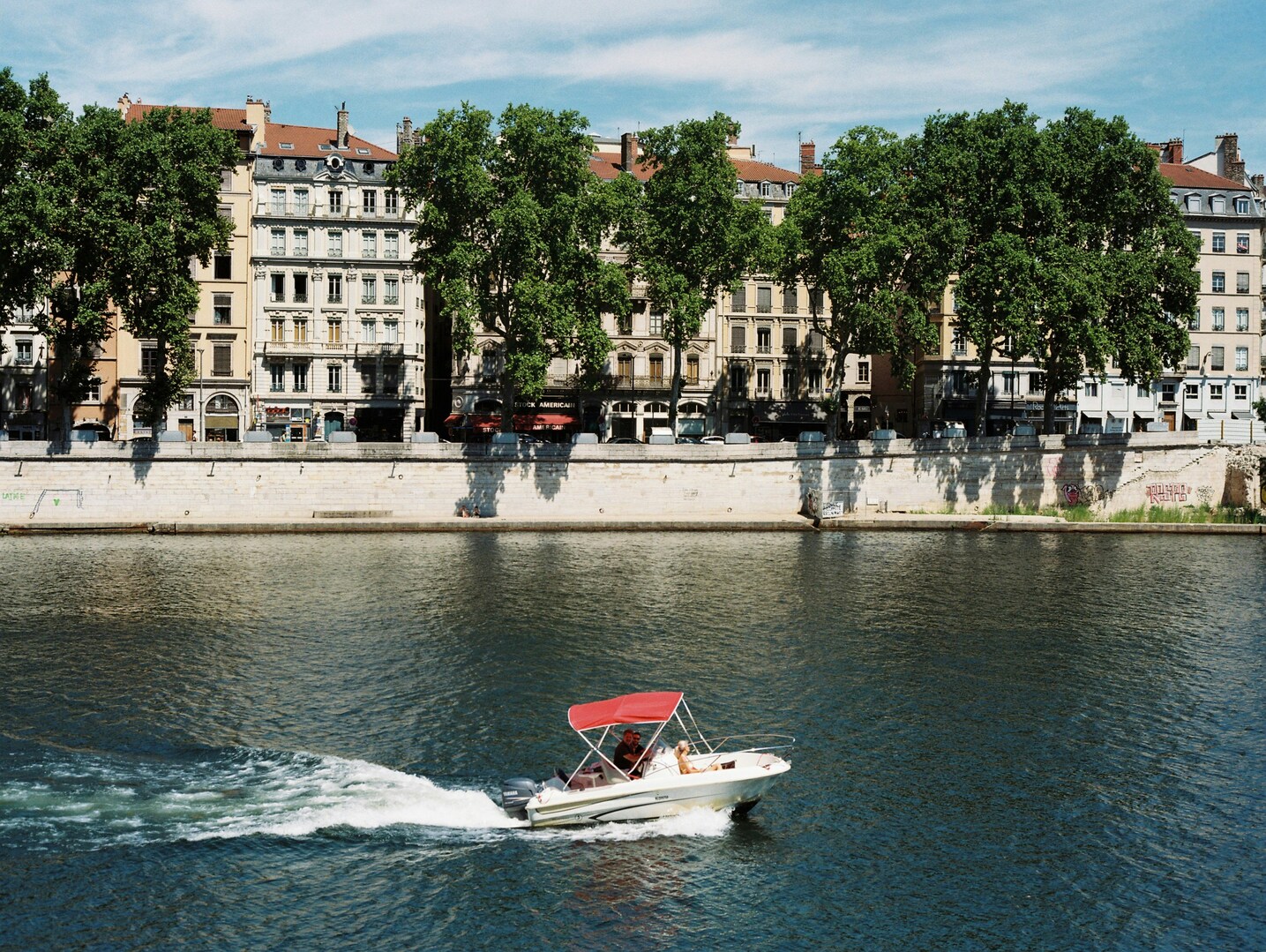 5 bonnes raisons de passer l’été à Lyon depuis le Simplon